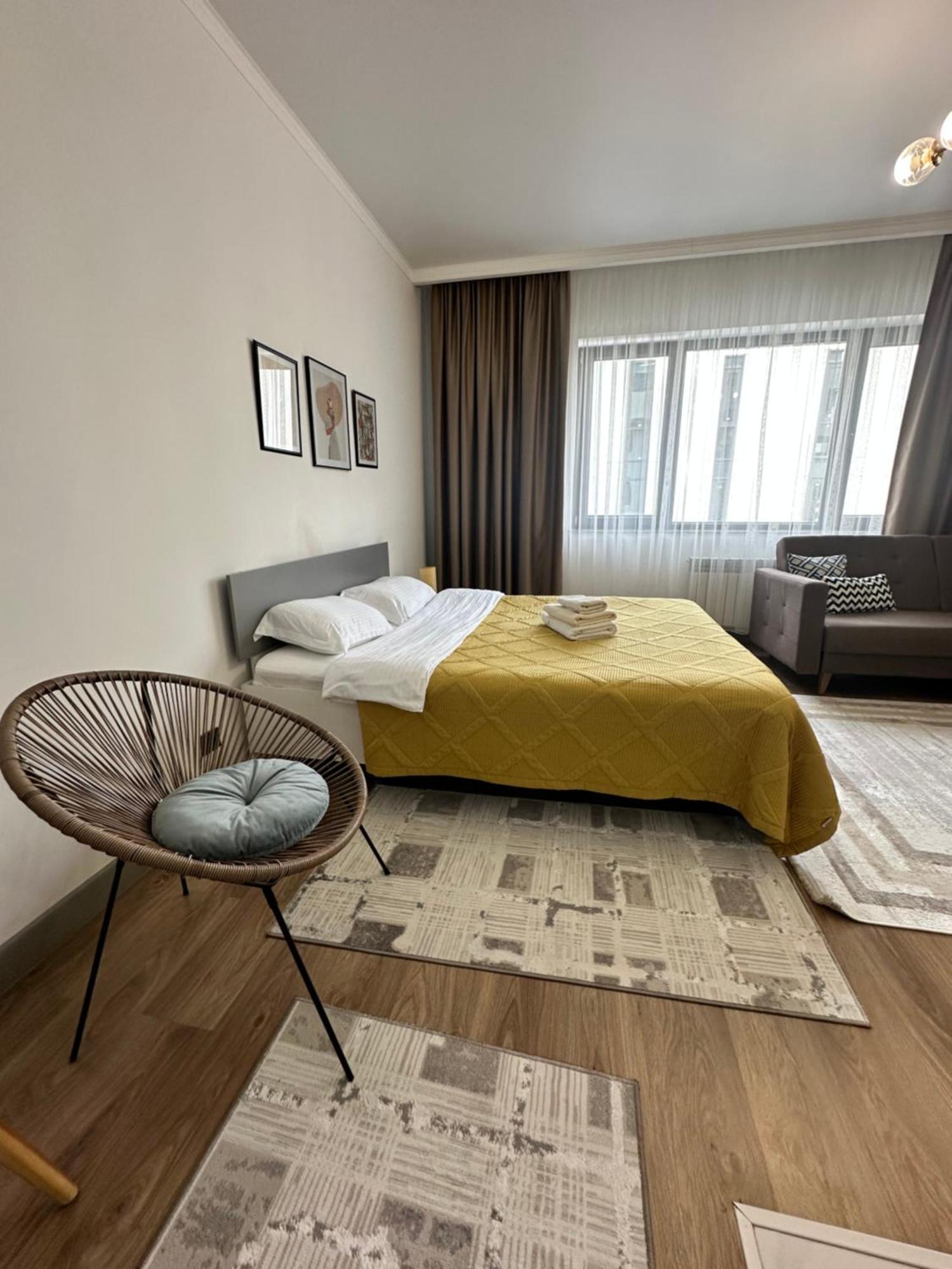 Студия В Теплых Тонах, Эксклюзив Almaty Exterior foto